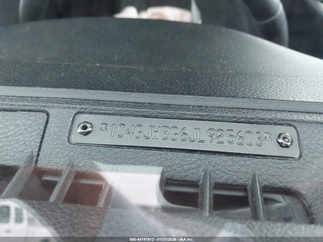 1C4GJWBG6JL925603 Jeep Wrangler Jk Sahara 4x4