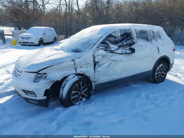 2021 VOLKSWAGEN TIGUAN 3VV2B7AX2MM117543 Photo 1