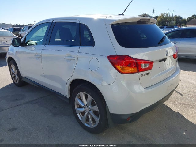 2015 MITSUBISHI OUTLANDER SPORT 4A4AP4AUXFE011469 Photo 2