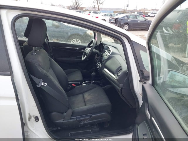44197991 :رقم المزاد ، 3HGGK5H41KM724584 vin ، 2019 Honda Fit Lx مزاد بيع