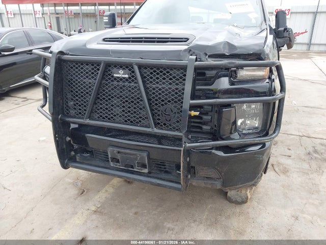 1GC4YMEY3PF256057 Chevrolet Silverado 2500hd 4wd Standard Bed Custom
