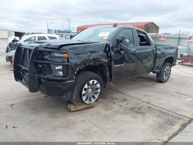 1GC4YMEY3PF256057 Chevrolet Silverado 2500hd 4wd Standard Bed Custom