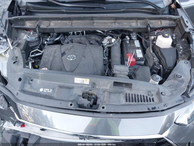 5TDGZRBH8LS516863 Toyota Highlander Xle