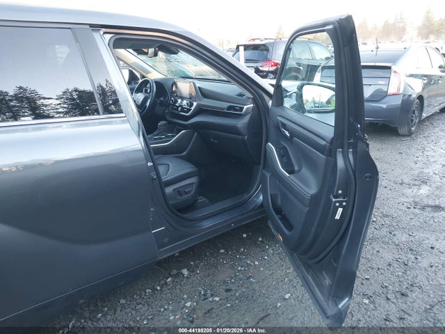 5TDGZRBH8LS516863 Toyota Highlander Xle