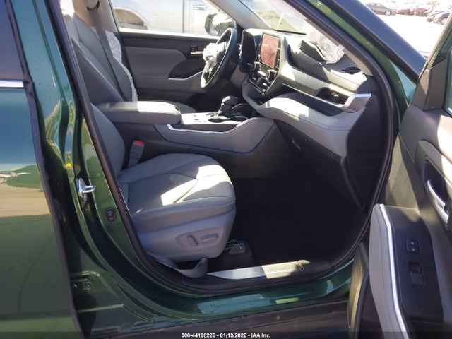 2024 TOYOTA HIGHLANDER 5TDKDRAH5RS529119 Photo 4