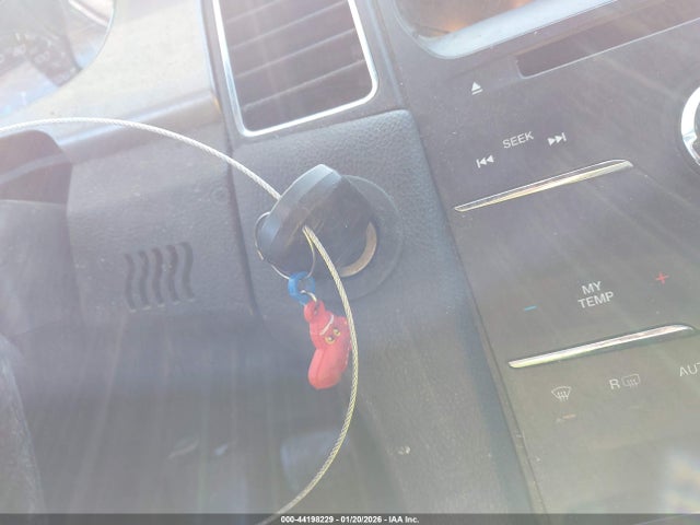 1FAHP2E8XEG164319 Ford TAURUS SEL