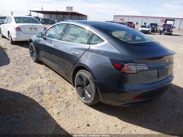 2020 TESLA MODEL 3 5YJ3E1EB5LF522076 Photo 2