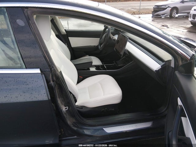 2020 TESLA MODEL 3 5YJ3E1EB5LF522076 Photo 4