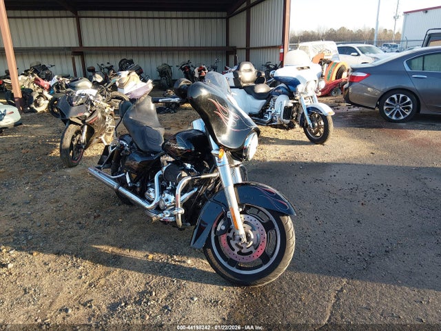 2009 HARLEY-DAVIDSON FLHX 1HD1KB4129Y628426