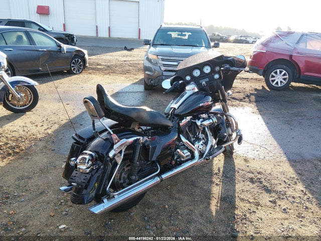 2009 HARLEY-DAVIDSON FLHX 1HD1KB4129Y628426 Photo 3