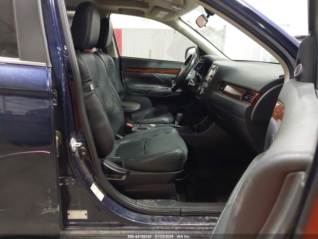 Aukcja sprzedaży 2015 Mitsubishi Outlander Gt, vin: JA4JZ4AX4FZ013748, numer aukcji: 44198245
