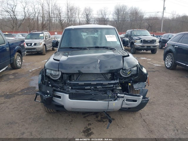 SALEJ7EX7R2285954 Land Rover Defender 110 P300