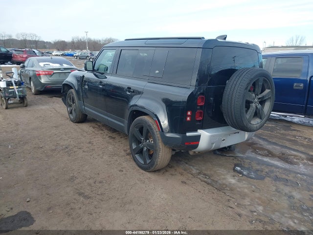 SALEJ7EX7R2285954 Land Rover Defender 110 P300