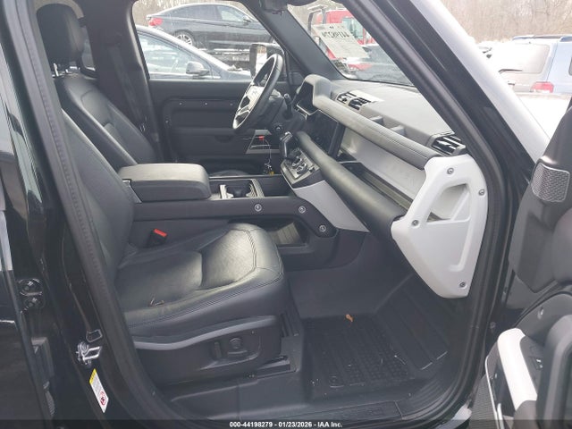 SALEJ7EX7R2285954 Land Rover Defender 110 P300