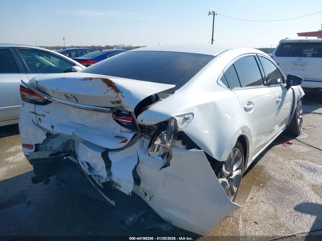 JM1GJ1V6XE1145272 Mazda py