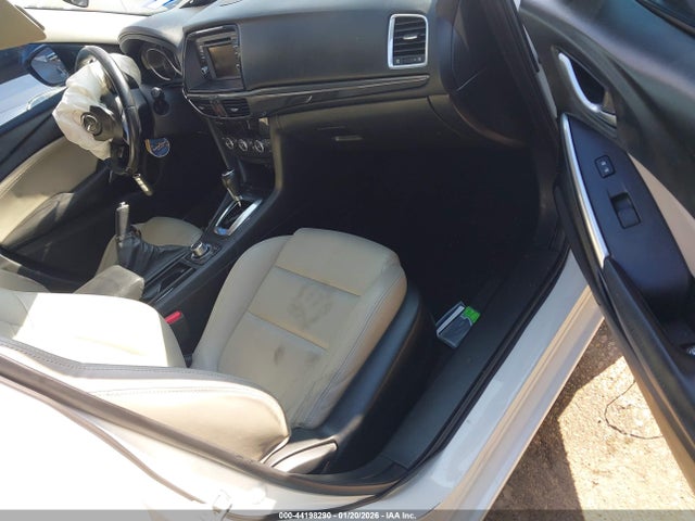 JM1GJ1V6XE1145272 Mazda py