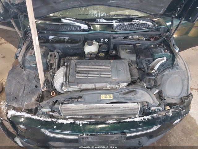 2004 MINI COOPER S WMWRE33484TD80024 Photo 9