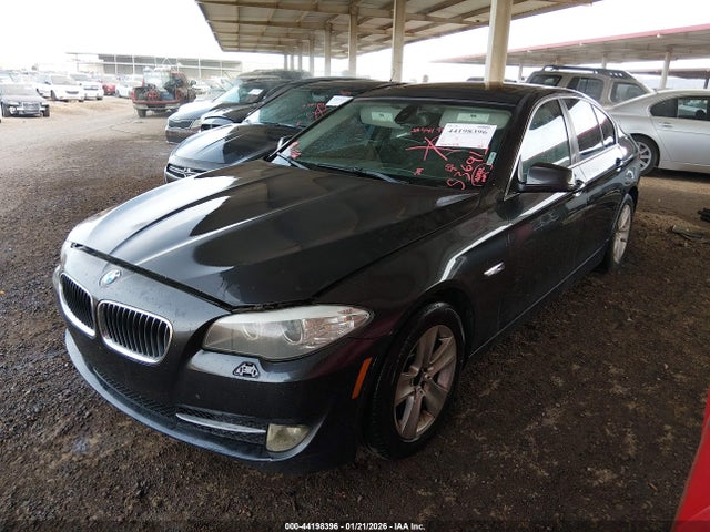 2011 BMW 528I WBAFR1C59BDS36913 Photo 1