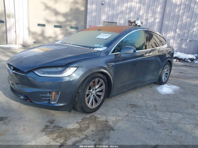 2016 TESLA MODEL X 5YJXCBE26GF001967 Photo 1