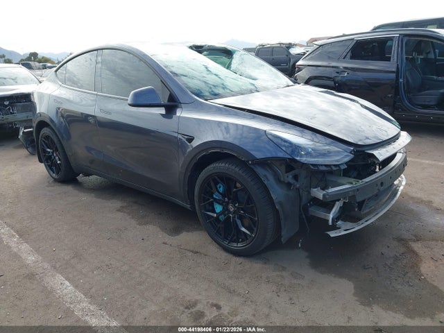 2023 TESLA MODEL Y 7SAYGDEE5PF777248 Photo 0