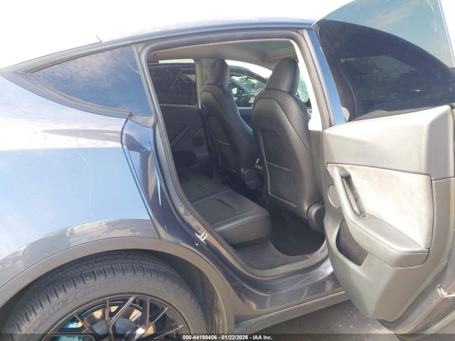2023 TESLA MODEL Y 7SAYGDEE5PF777248 Photo 7