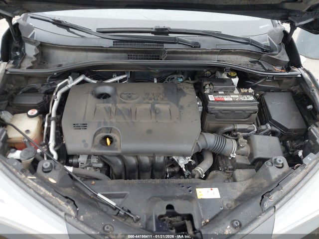 JTNKHMBX6K1018885 Toyota C-HR XLE