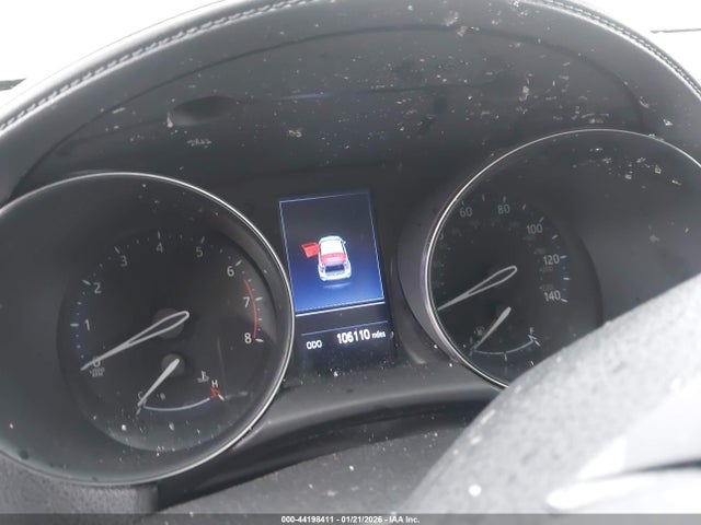 JTNKHMBX6K1018885 Toyota C-HR XLE