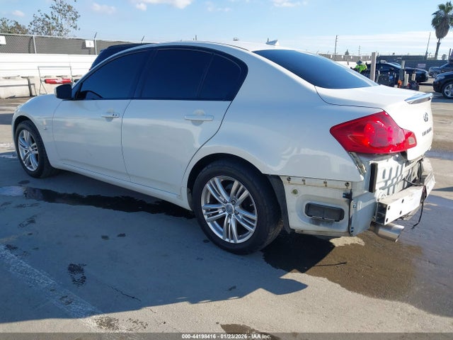 JN1CV6AP7FM501789 Infiniti Q40