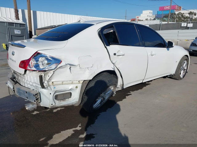 JN1CV6AP7FM501789 Infiniti Q40