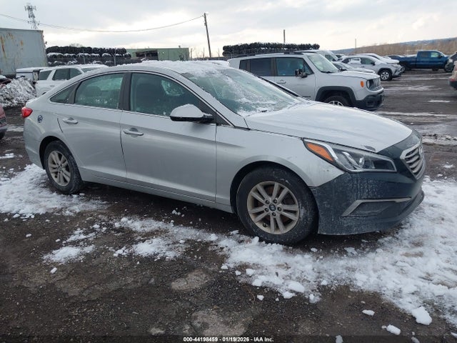 2016 HYUNDAI SONATA 5NPE24AF4GH264667