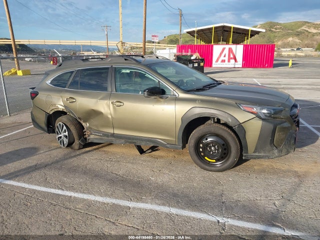 4S4BTADC6R3139213 Subaru Outback Premium