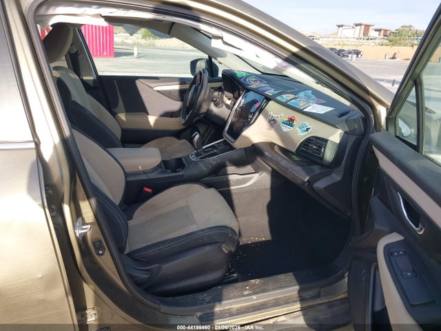 4S4BTADC6R3139213 Subaru Outback Premium