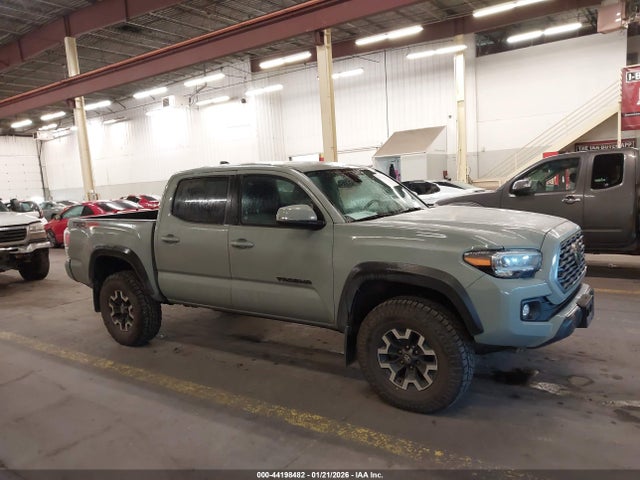 3TMCZ5AN9NM526013 Toyota Tacoma Trd Off Road