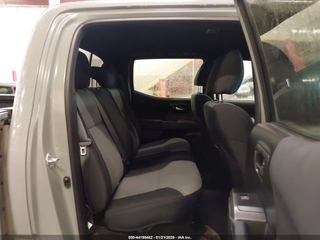 3TMCZ5AN9NM526013 Toyota Tacoma Trd Off Road