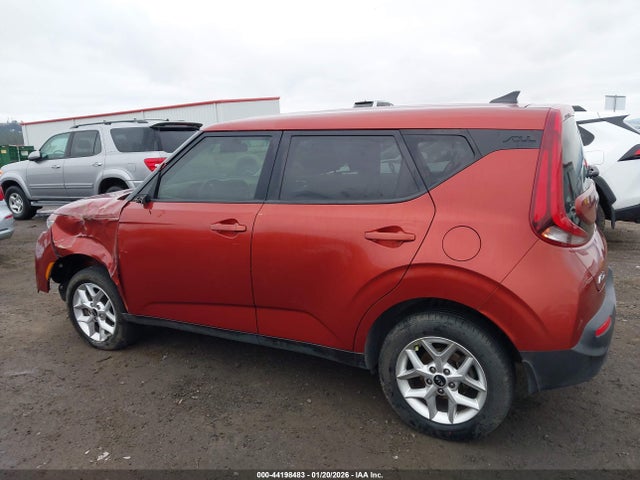 KNDJ23AU1M7742843 KIA SOUL S