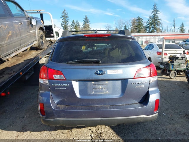 Продаж на аукціоні авто 2014 Subaru Outback 2.5i Premium, vin: 4S4BRBCCXE3326972, номер лоту: 44198485