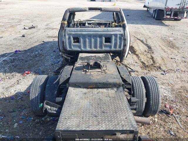 44198562 :رقم المزاد ، 3C7WRSCL4JG104461 vin ، 2018 Ram 3500 Chassis Tradesman/slt/laramie مزاد بيع