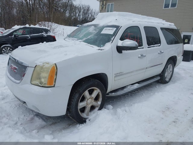 2011 GMC YUKON XL 1500 1GKS2MEF5BR333773 Photo 1