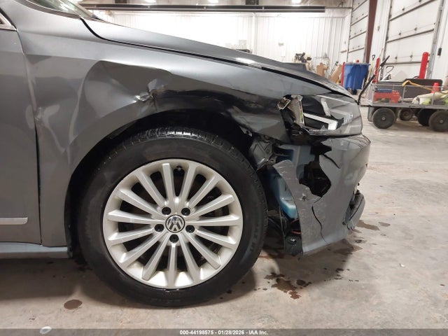Продажа на аукционе авто 2016 Volkswagen Passat 1.8t Se, vin: 1VWBS7A3XGC068168, номер лота: 44198575