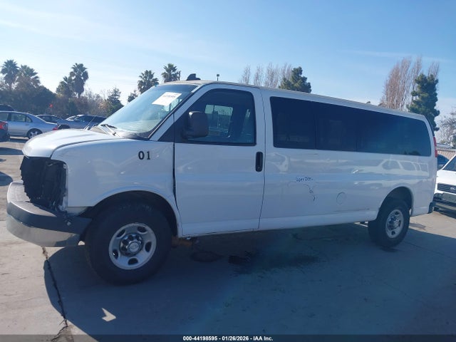 1GAZGPFG0H1156201 Chevrolet Express 3500 Lt