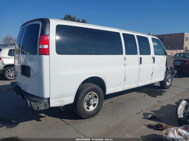 1GAZGPFG0H1156201 Chevrolet Express 3500 Lt
