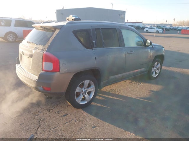 2011 JEEP COMPASS 1J4NT1FA4BD209590 Photo 3