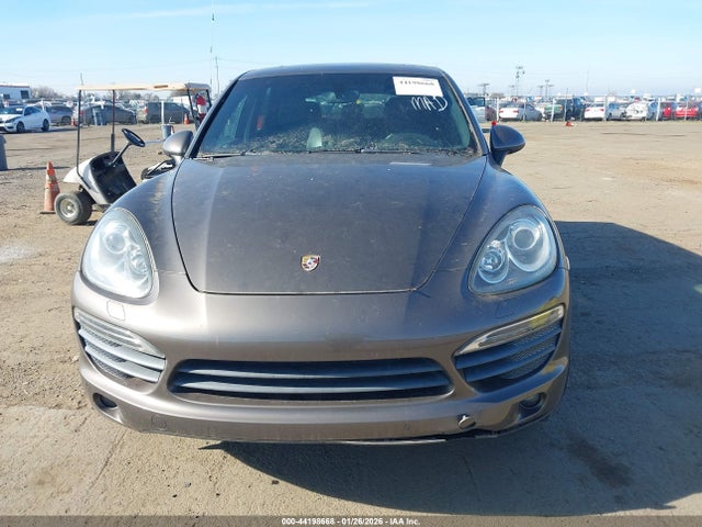 2011 PORSCHE CAYENNE WP1AB2A2XBLA41939 Photo 5