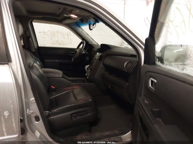 2011 HONDA PILOT 5FNYF4H70BB050170 Photo 4
