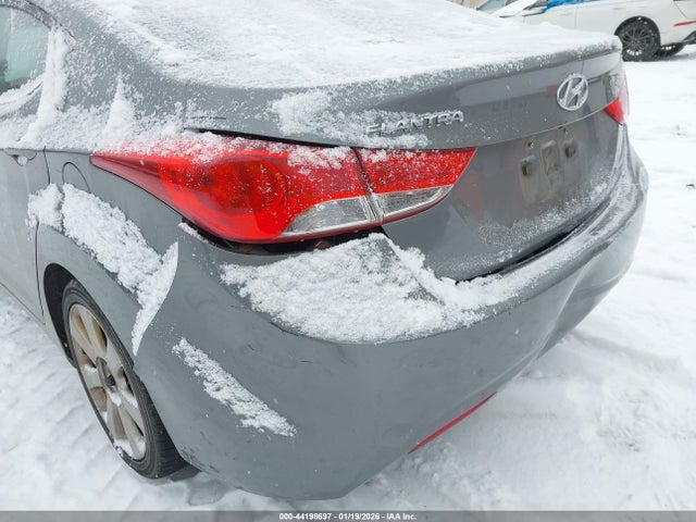 Продажа на аукционе авто 2013 Hyundai Elantra Limited, vin: 5NPDH4AE9DH381870, номер лота: 44198697