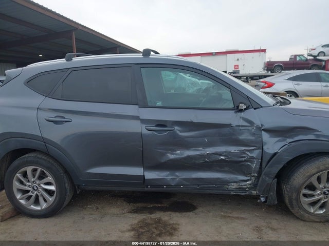 KM8J3CA42JU680455 Hyundai TUCSON SEL