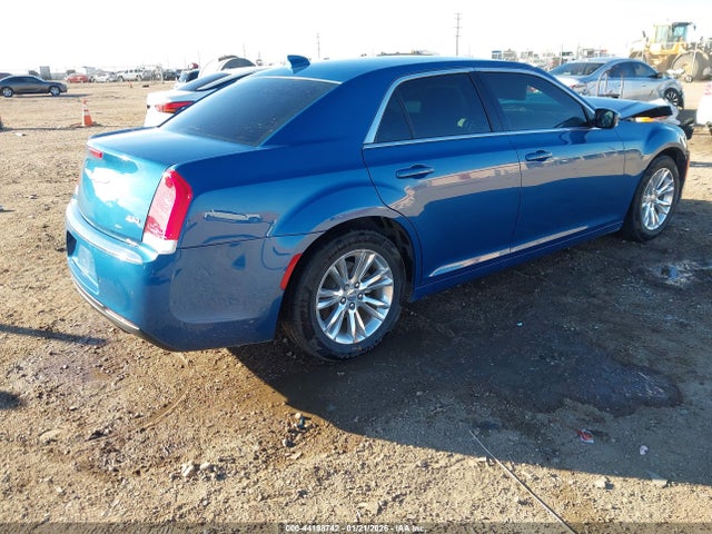 2021 CHRYSLER 300 2C3CCAAG7MH667479 Photo 3