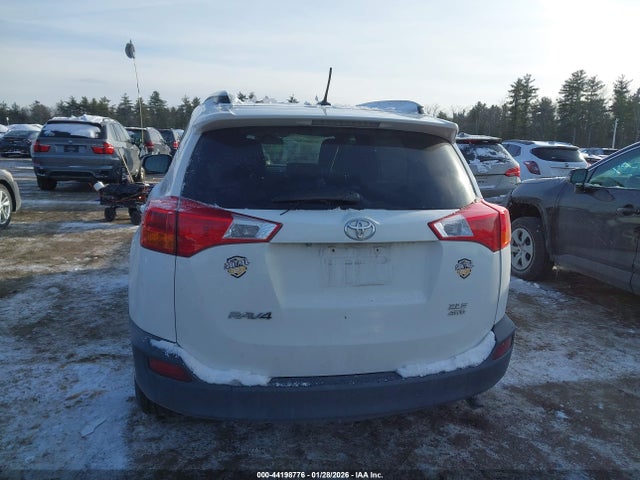 Toyota Rav4 Xle 2015 2T3RFREV1FW230679 Image 16
