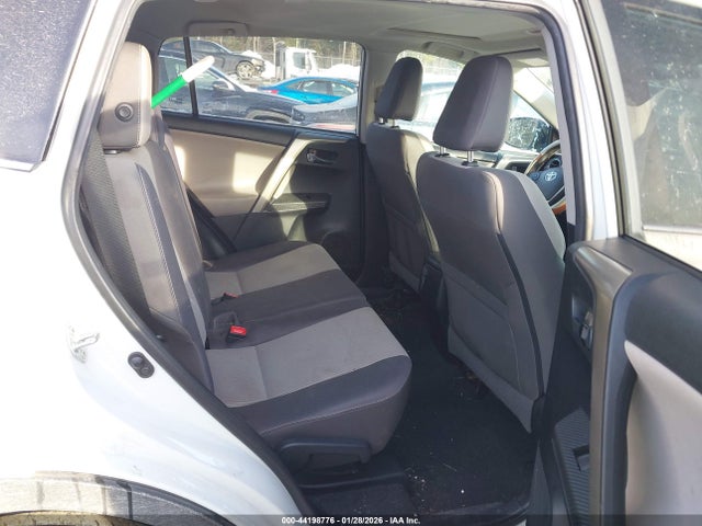 Toyota Rav4 Xle 2015 2T3RFREV1FW230679 Image 8