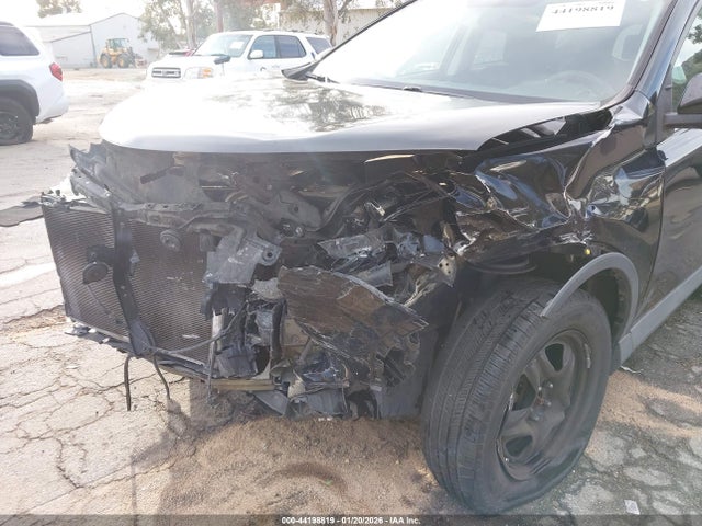 2T3ZFREV2GW246469 Toyota RAV4 LE